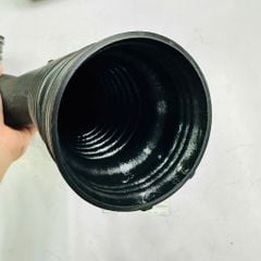 Ống hút gió (Ống dẫn khí nạp) BMW 5-Series (F10, F11 , F07) 535i, 535i xDrive, 6-Series (F06, F12, F13) 640i, 640i, 7-Series (F01, F02, F03, F04) 740i, 740Li. Đời 2008 - 2017. Hàng Frey. Mã 13717609811
