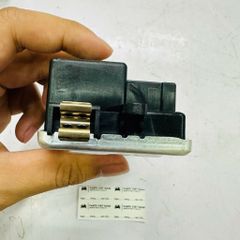Trở quạt gió điều hòa BMW Series 4 (F32, F33, F36), 5 (F10, F11, F07 GT, G30), 6 (F06, F12, F13, G32), 7 (F01, F02, F04, G11, G12). Đời 2008 - 2018. Hàng Hella. Mã 64119355981, 64119226780, 64119311938