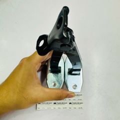 Hãm cửa sau Toyota Camry CE, XLE, Hybrid. Đời 2006 - 2011. Hàng chất lượng cao. Mã Trái 6864006030, Phải 686300603