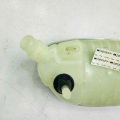 Bình nước phụ Mercedes W264, W176 CLA200, CLA250, GLA200, GLA250. Hàng Febi. Mã A2465000049