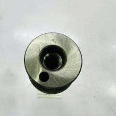 Trục cam phải Mitsubishi Pajero, Montero. Động cơ 6G72. Đời 2000 - 2015. Hàng cao cấp. Mã MD373705