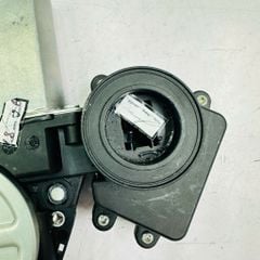 Mô tơ lên xuống kính cửa sau trái Toyota Camry Hybrid (AHV40). Đời 2006 - 2012. Hàng China. Mã 8572033201