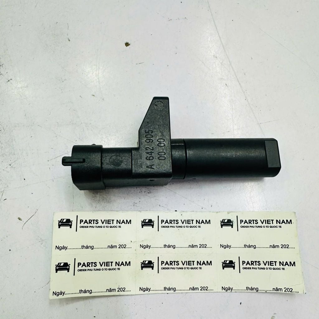 Cảm biến vị trí trục cơ (Trục khuỷu) Mercedes C-Class (W203, W204) C230, C280, C300, C350, C63 AMG, E-Class. Đời 2005 - 2018. Hàng xịn. Mã A6429050000