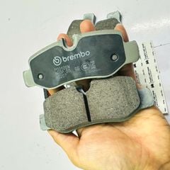 Má phanh trước Mercedes V-Class (W447) V220, V250, V300, Vito, EQV. Đời 2014 - 2020. Hàng Brembo Ceramic. Mã A4474206700, A4474200320