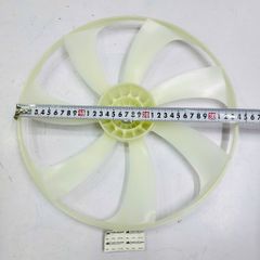 Cánh quạt két nước Toyota Camry Hybrid GSV40, ACV40, Lexus ES240, ES350. Động cơ 3.5 V6. Đời 2006 - 2012. Hàng Denso xịn đườn kính viền to hơn 1,5 ly phải mài. Mã 1636131130