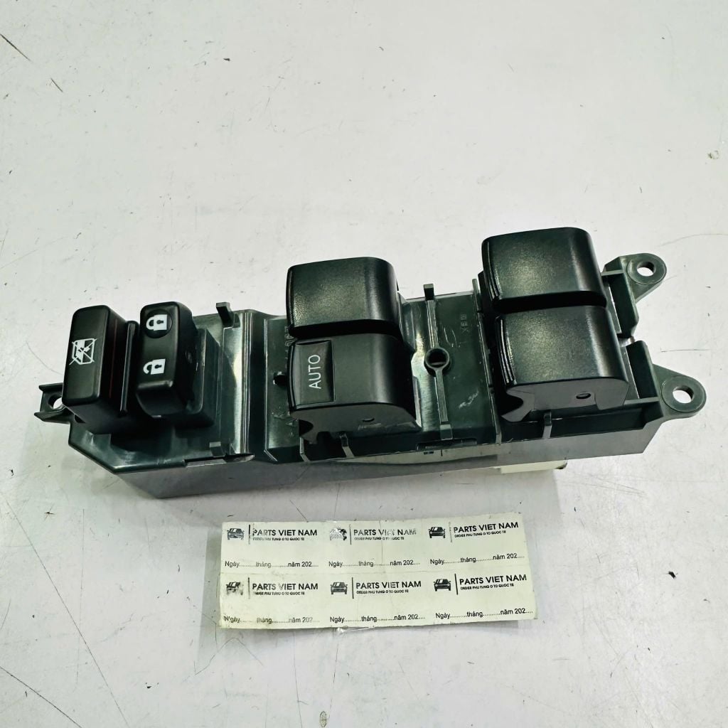 Công tắc tổng nâng hạ kính Toyota Corolla Altis, ZRE142, ZRE152, RAV4. Đời 2005 - 2019. Hàng cao cấp. Mã 8482012520