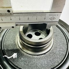 Puly hay bu ly trục cơ hoặc trục khuỷu BMW F20, F21, F22, F23, F30, F31, F34, F33, G11, X3, X4, Z4, MINI 740e, 730i, 520i, 530i, 320i, 330i, 318i động cơ B46, B48. Đời 2015 - 2024. Hàng Corteco. Mã 11238638446