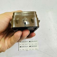 Công tắc cửa sau phải (Màu nâu) Mercedes S-Class W222, V222, X222 (S400, S450, S500). Đời 2014 - 2020. Hàng chất lượng cao. Mã A2229052304