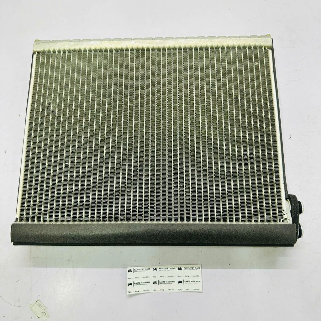 Giàn lạnh điều hòa Lexus IS250,IS300, IS350. Đời 2005 - 2016. Hàng Denso. Mã 885013A161