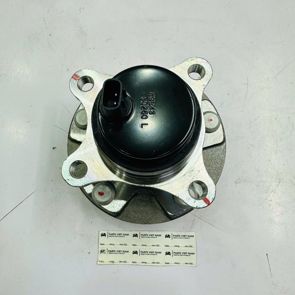 Cụm bi moay ơ trước, bạc đạn bánh trước Trái Phải Lexus IS250, IS300, (GSE20, GSE21, ALE20), IS250C (GSE20), GS300, GS350, GS430, GS460 (GRS190), GS450h, Crown (GRS182, GRS202). Đời 2004 - 2016. Hàng Koyo. Mã (Trái) 4356030010 (Phải) 4355030020