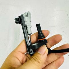 Cảm biến ABS sau (Trái/Phải) Toyota Fortuner ( GUN155, GUN165). Động cơ 1GRFE, 2TRFE. Đời 2015 - 2023. Hàng cao cấp. Mã Trái 895460K300, Phải 895450K300
