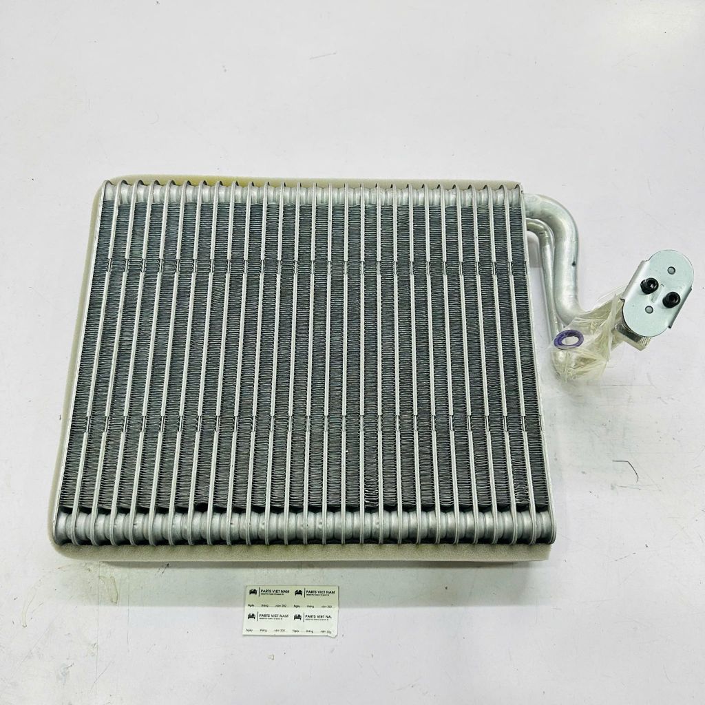 Dàn (giàn) lạnh trước Mercedes-Benz S-Class W221 S300 S400 S500. Đời 2005 - 2013. Hàng Berh. Mã A2218300358