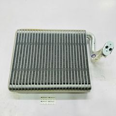 Dàn (giàn) lạnh trước Mercedes-Benz S-Class W221 S300 S400 S500. Đời 2005 - 2013. Hàng Berh. Mã A2218300358