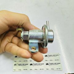 Van điều áp xăng zen 8 hay van điều chỉnh nhiên liệu tới kim phun Toyota Zace, Corona, Camry, Rav4 sử dụng động cơ 7K, 3S, 5S đời 1994 - 2005. Hàng cao cấp. Mã 2328074100, 2328074150, 2328074100, 2328074150