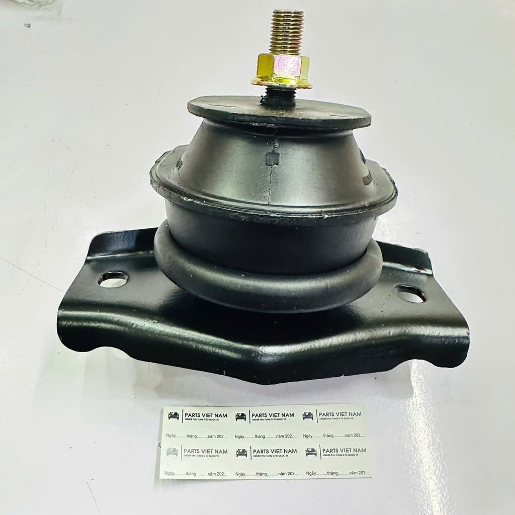 Chân máy trước Toyota Cressida, Lexus GS300. Động cơ 1JZ 2JZ. Đời 1984 - 1997. Hàng POP Thailand. Mã 1236135070, 1236046040