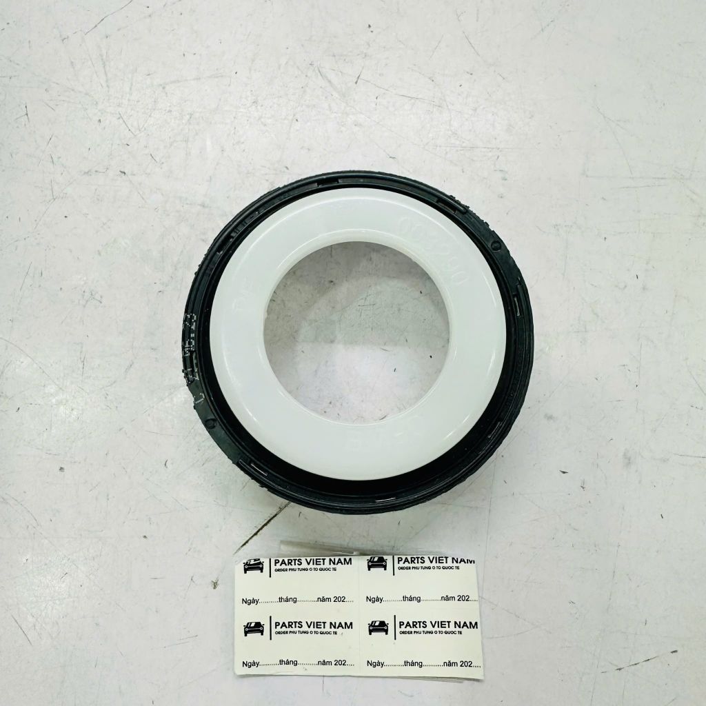 Phớt đầu trục cơ BMW Series 1 (E82, E88) 128i, 135i, 3 (E90, E91, E92, E93) 325i, 328i, 330i, 335i, 5 (E60, E61, F07, F10) 525i, 528i, 530i, 535i i. Đời 2000 - 2016. Hàng xịn. Động cơ N52, N54, N55. Mã 11117547842, 11117511395