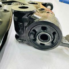 Càng A trước, cánh gà dưới Mazda 3 đời 2014 - 2019. Hàng OEM chất lượng cao, động cơ SkyActiv 1.5, 2.0. Mã B60S34300, B60S34350, B45A34300, BPN734300 (1 cái)