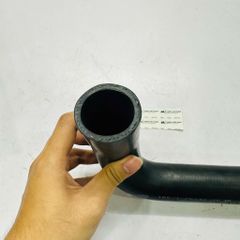 Ống nước két nước trên Toyota Land Cruiser Prado (J120, J150). Động cơ 2TR 2.7L. Đời 2004 - 2017. Hàng xịn. Mã 1657175233, 1657175231
