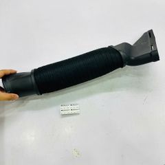 Ống dẫn gió động cơ trái phải, ống hút gió nạp Mercedes S400, S500, S550, S63 AMG W222, C217 đời 2014 - 2017. Hàng OEM chất lượng cao, động cơ M278, M157. Mã Trái A2780904982, Mã Phải A2780905082 ( 1 cái )