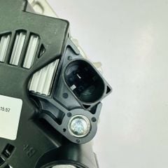 Máy phát điện hay dinamo động cơ M274 cho Mercedes W204, W205, W213, W212, W253, R172. Hàng Valeo CN. Mã 0125711113, A0009060922, A0009062103