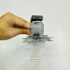 Compa lên xuống kính cửa sau phải Toyota Camry (XV50), Lexus (IS200t, IS250, IS300, IS350), GS (GS250, GS300, GS350, GS450h). Đời 2012 - 2020. Hàng China. Mã 6980333050