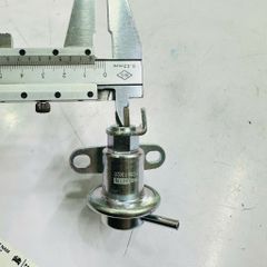 Van điều áp xăng zen 8 hay van điều chỉnh nhiên liệu tới kim phun Toyota Zace, Corona, Camry, Rav4 sử dụng động cơ 7K, 3S, 5S đời 1994 - 2005. Hàng cao cấp. Mã 2328074100, 2328074150, 2328074100, 2328074150