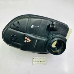 Bình nước phụ Mercedes W264, W176 CLA200, CLA250, GLA200, GLA250. Hàng Febi. Mã A2465000049
