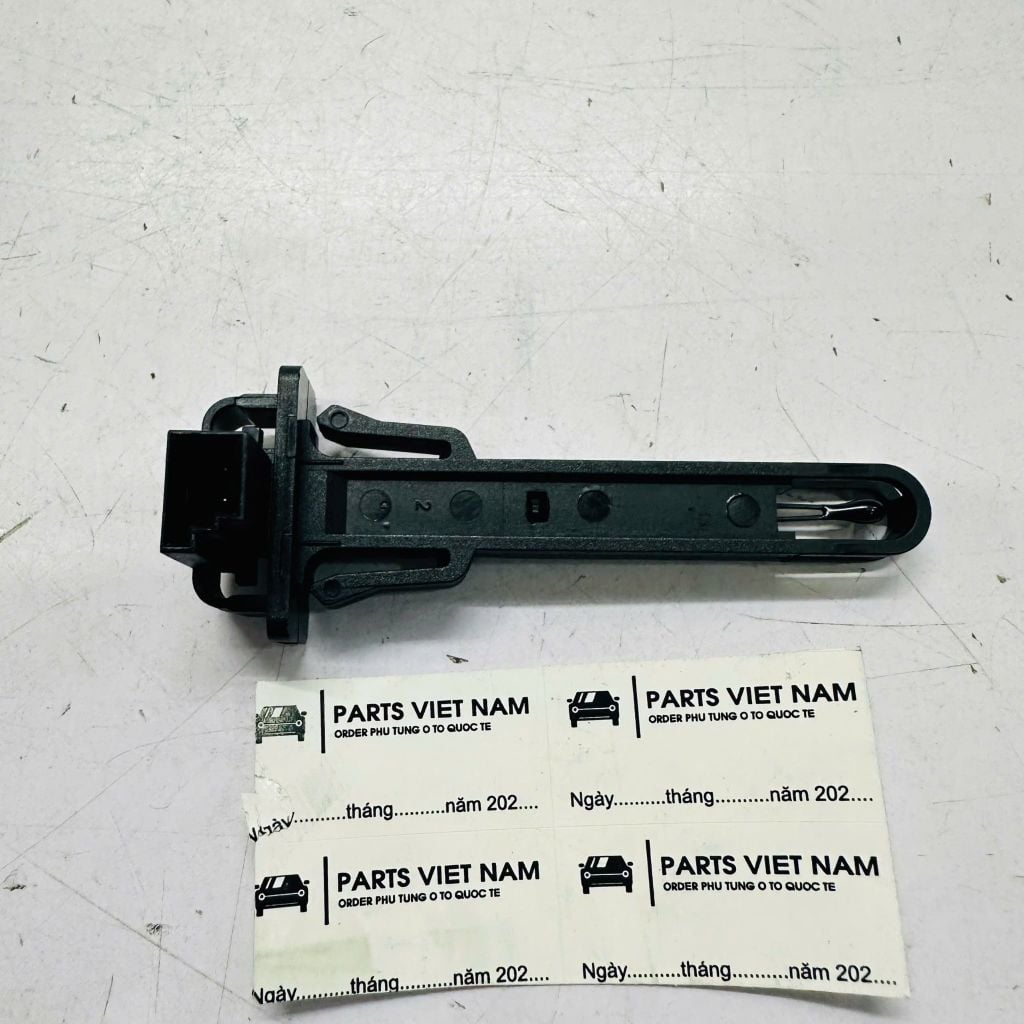 Cảm biến nhiệt độ giàn (dàn) lạnh Mercedes-Benz C-Class (W203, W204), E-Class (W211, W212, C207), GLE (W164, W166), GLS (X164, X166), SLC (R171, R172). Đời 2004 - 2013. Hàng xịn. Mã A1718300272