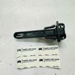 Cảm biến nhiệt độ giàn (dàn) lạnh Mercedes-Benz C-Class (W203, W204), E-Class (W211, W212, C207), GLE (W164, W166), GLS (X164, X166), SLC (R171, R172). Đời 2004 - 2013. Hàng xịn. Mã A1718300272