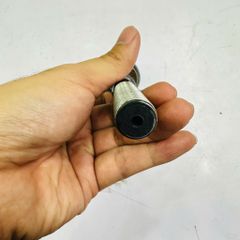 Rô tuyn lái trong Lexus GS300, GS350, GS430, GS460 (2 cầu). Đời 2005 - 2011. Hàng 555 Japan. Mã 4550330080