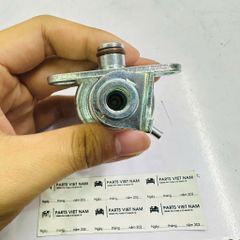 Van điều áp xăng zen 8 hay van điều chỉnh nhiên liệu tới kim phun Toyota Zace, Corona, Camry, Rav4 sử dụng động cơ 7K, 3S, 5S đời 1994 - 2005. Hàng cao cấp. Mã 2328074100, 2328074150, 2328074100, 2328074150