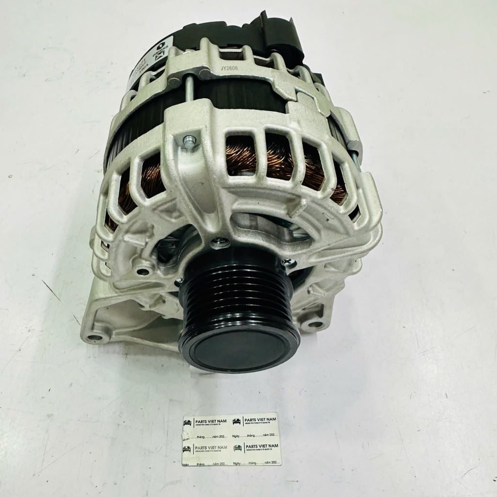 Máy phát điện hay dinamo động cơ M274 cho Mercedes W204, W205, W213, W212, W253, R172. Hàng Valeo CN. Mã 0125711113, A0009060922, A0009062103