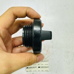 Nắp đổ dầu động cơ, nắp châm nhớt máy Toyota Camry, Corolla, Fortuner, Hilux, Yaris, RAV4, Prius, C-HR đời 2004 - 2020. Hàng OEM chất lượng cao. Mã 1218038010, 1218040020