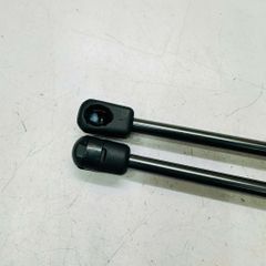 Ty chống nắp capo ( ca bô ) Hyundai Santafe . Đời 2012 - 2018. Hàng cao cấp. Mã 811612W000