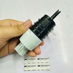 Bơm nước rửa kính Mercedes C-Class (W205) C200, C250, C300, E-Class (W213) E200, E250, E300, GLC (X253) GLC200, GLC250, GLC300, G-Class (W463) G500, G63 AMG. Đời 2014 - 2023. Hàng Febi Bilstein. Mã A205866000