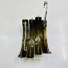 Má phanh guốc sau (Bố thắng đùm) Toyota Vios, Limo NCP150, Yaris NSP151. Đời 2013 - 2022. Hàng cao cấp. Mã 044950D061