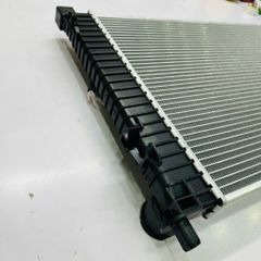 Két nước làm mát Mercedes Benz C-Class (W203) C180, C200, C230, C240, C320, C220 W203. Đời 2000 - 2011. Hàng BMTSR. Mã A2035000200