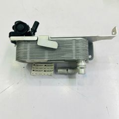 Két làm mát dầu số BMW X3 (F25) sDrive/xDrive 20i, 28i, 35i, X4 (F26) xDrive 20i, 28i, 35i. Đời 2010 - 2018. Hàng Magneti Marelli. Mã 17217593856