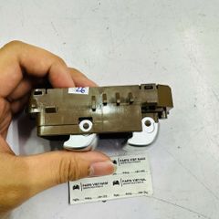 Công tắc cửa sau phải (Màu nâu) Mercedes S-Class W222, V222, X222 (S400, S450, S500). Đời 2014 - 2020. Hàng chất lượng cao. Mã A2229052304