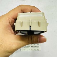 Công tắc cửa sau phải (Màu kem) Mercedes S-Class W222, V222, X222 (S400, S450, S500). Đời 2014 - 2020. Hàng chất lượng cao. Mã A2229052304