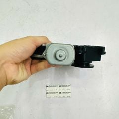 Mô tơ lên xuống kính cửa sau trái Toyota Camry Hybrid (AHV40). Đời 2006 - 2012. Hàng China. Mã 8572033201