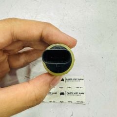 Cảm biến áp suất BMW Series 1 (F20, F21), 2 (F22, F23), 3 (F30, F31, F34), 4 (F32, F33, F36), 5 (F10, F11), X1 (E84), X3 (F25), X4 (F26), X5 (F15), Z4 (E89). Đời 2011 - 2018. Hàng Hella. Mã 12618613333, 12617595724