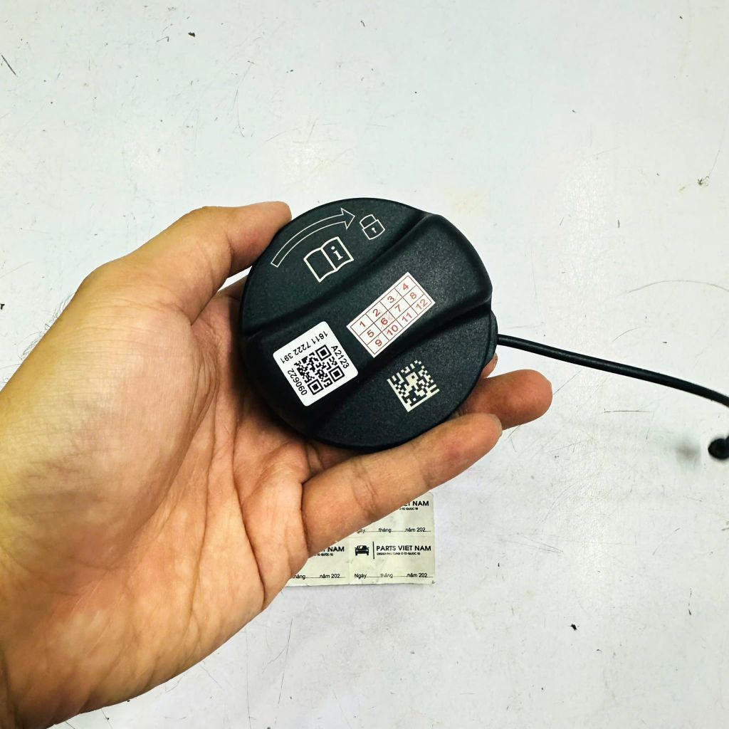 Nắp bình xăng BMW Series 1 ,2, 3, 4, 5, 6, 7. Đời 1995 - 2023. Hàng xịn. Mã 16117222391 , 16110149425, 16110392413, 16111184668, 16116754634, 16116756772, 16116759042, 16116759252, 16116765045, 16116765046, 16117222391, 16117224480, 16117482903
