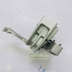 Chân máy phải (Bản 2 cầu 4WD) Volkswagen Tiguan, Passat, Audi Q3, Skoda Kodiaq đời 2014 - 2024. Hàng OEM Faw Audi China. Mã 3Q0199262M, 3Q0199262C, 3Q0199262D
