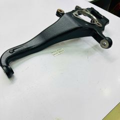 Ngõng moay ơ trước Nissan Patrol, Armada, Titan, Infiniti QX56, QX80 đời 2004 - 2024. Hàng xịn Nissan đặt 4 - 6 ngày, động cơ 5.6L (VK56DE, VK56VD). Mã Trái: 400151LA0A, 40015ZR00A, 400157S000. Mã Phải: 400141LA0A, 40014ZR00A, 400147S000