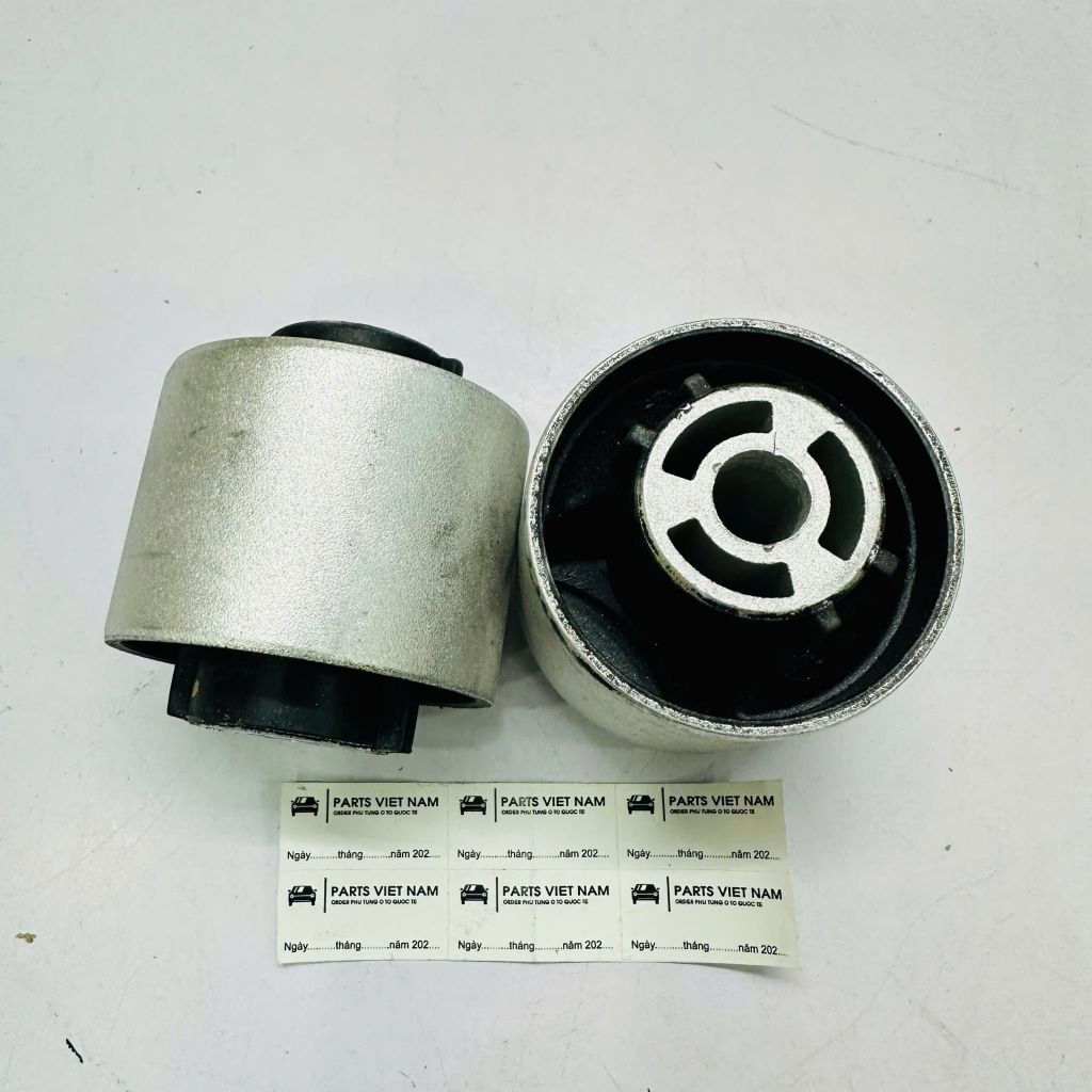 Cao su càng cong sau, bạc lót thanh kéo sau Audi Q3, TT, Volkswagen Golf, Jetta, Passat, Tiguan đời 2004 - 2018. Hàng OEM chất lượng cao. Mã 1K0505541D, 1K0505541C, 1K0505541B ( 1 quả )