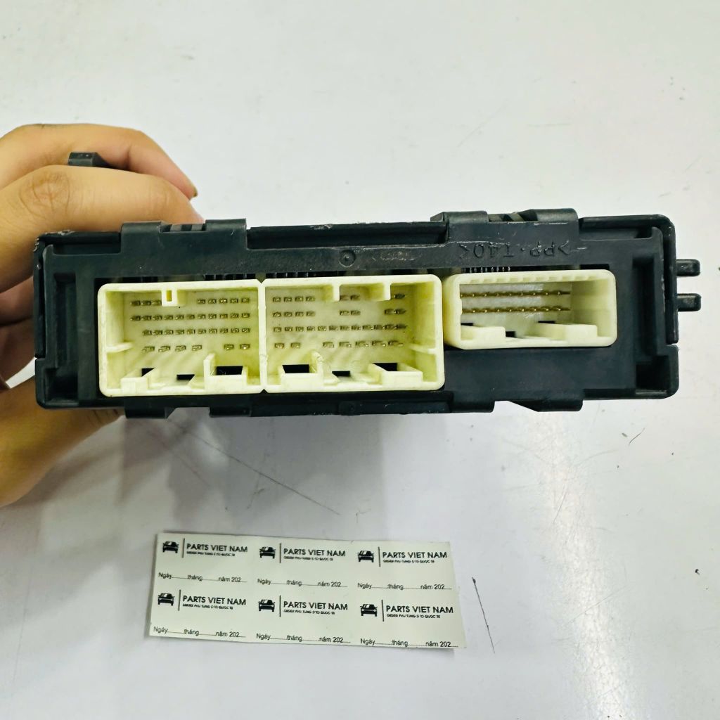 Hộp điều khiển quạt dàn lạnh Lexus LS460, LS460L, LS600h, LS600hL. Đời 2007 - 2012. Hàng tháo xe. Đặt 10 ngày. Mã 8865050511