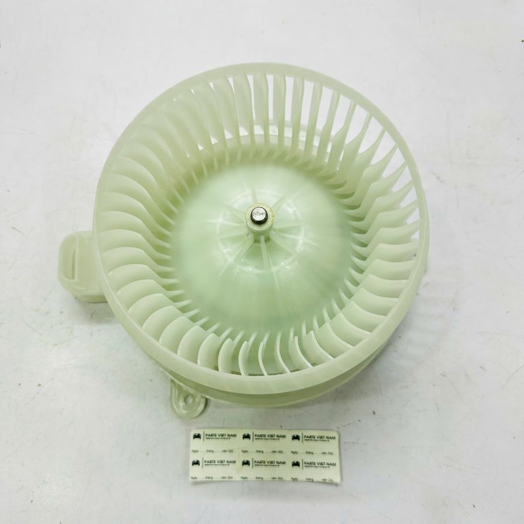 Quạt giàn lạnh Lexus IS250, iS300, iS350, GS300, GS460, GS450 đời 2006 - 2013. Hàng OEM China động cơ không chổi than. Mã 8710330450, 8710330451, 8710360390, 8710360481