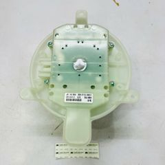 Quạt giàn lạnh Lexus IS250, iS300, iS350, GS300, GS460, GS450 đời 2006 - 2013. Hàng OEM China động cơ không chổi than. Mã 8710330450, 8710330451, 8710360390, 8710360481