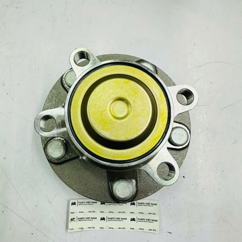 Cụm bị moay ơ hoặc bạc đạn bánh sau Honda, Civic đời 2016 - 2022. Hàng Koyo bảo hành 6 tháng. Mã 42200TBAA01